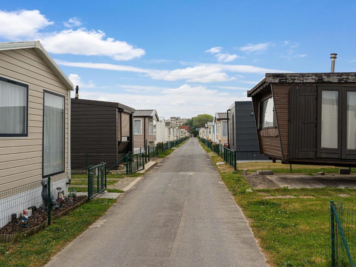 Le Boucanier - Omheinde Stacaravan Aan Zee Middelkerke Exteriör bild